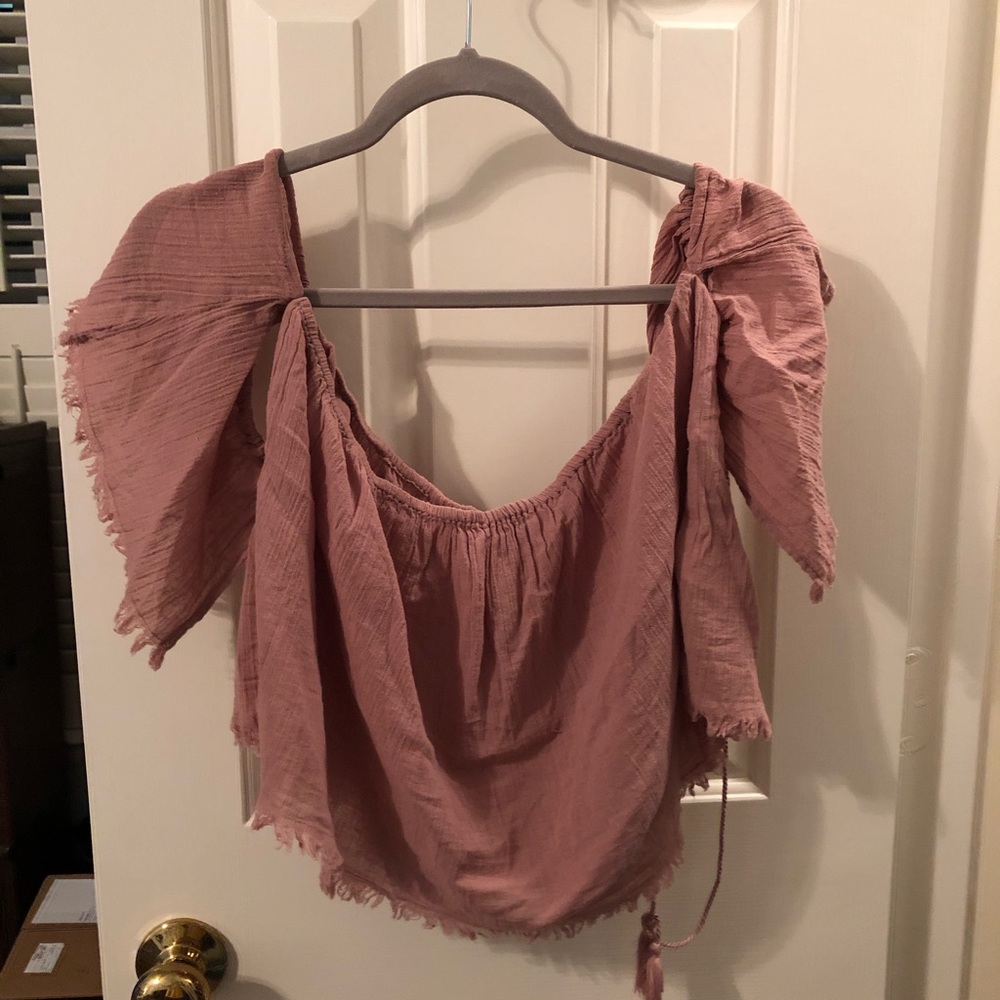 Tobi linen off the shoulder cropped top